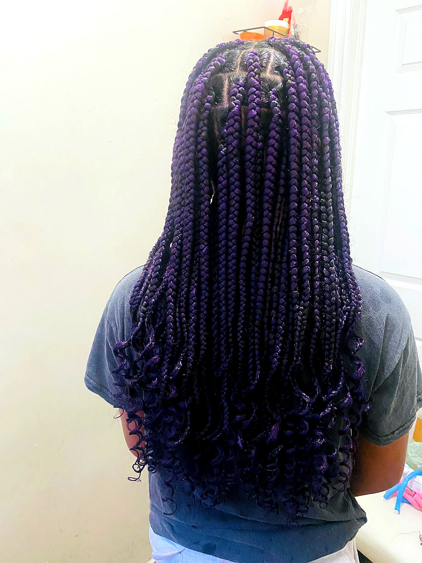 Box braids on Afro-American client